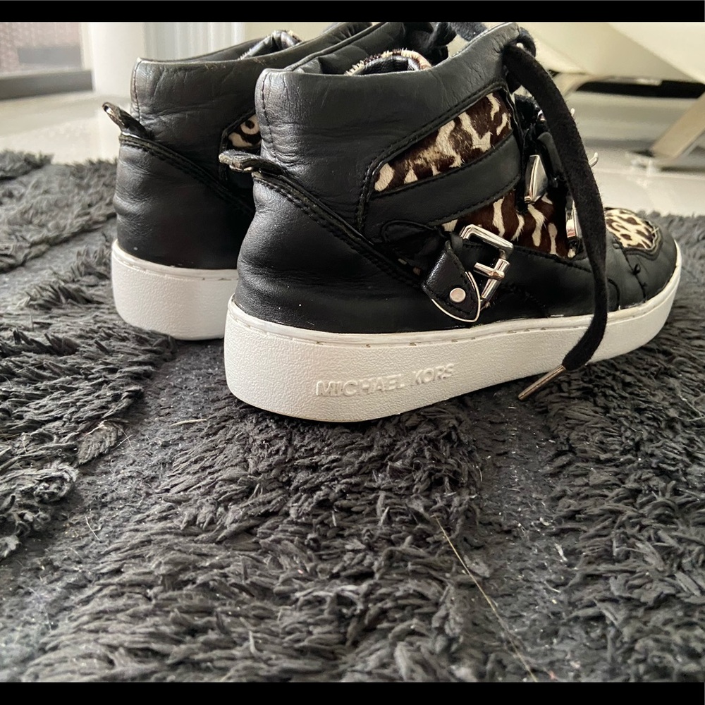 Michael Kors shoes for women size 7 - Picture 5 of 10